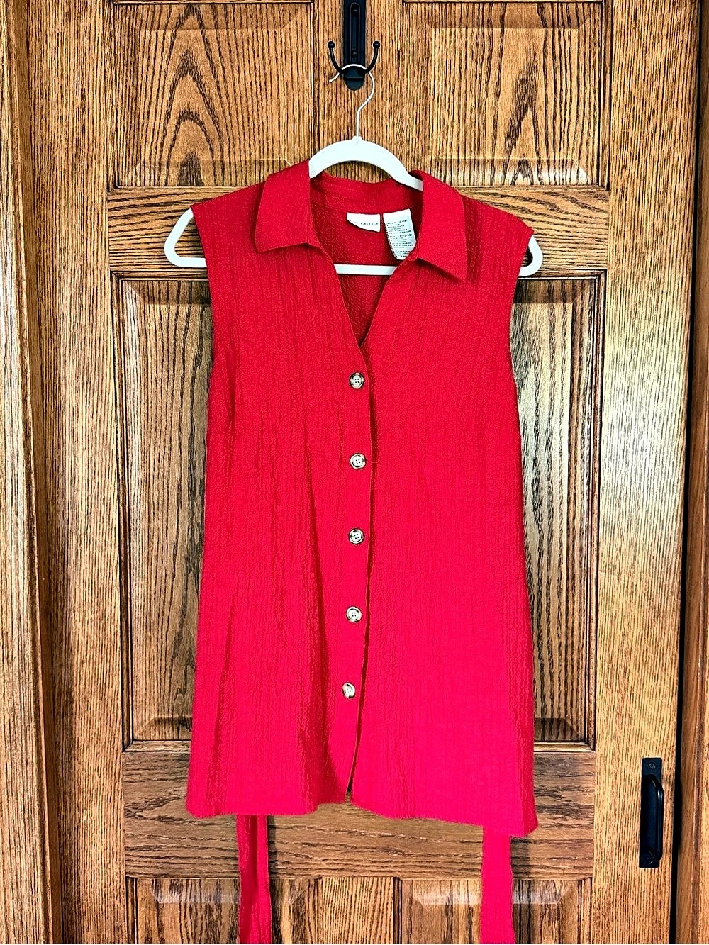 White Stag Sleeveless Button Front Top in Red Size XL Like New